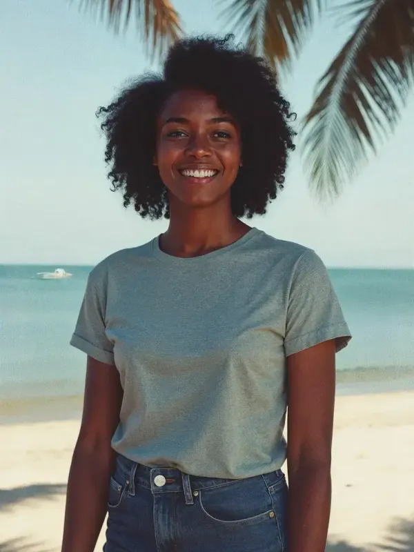 Prodotto Starlight Whisper T-Shirt Immagine